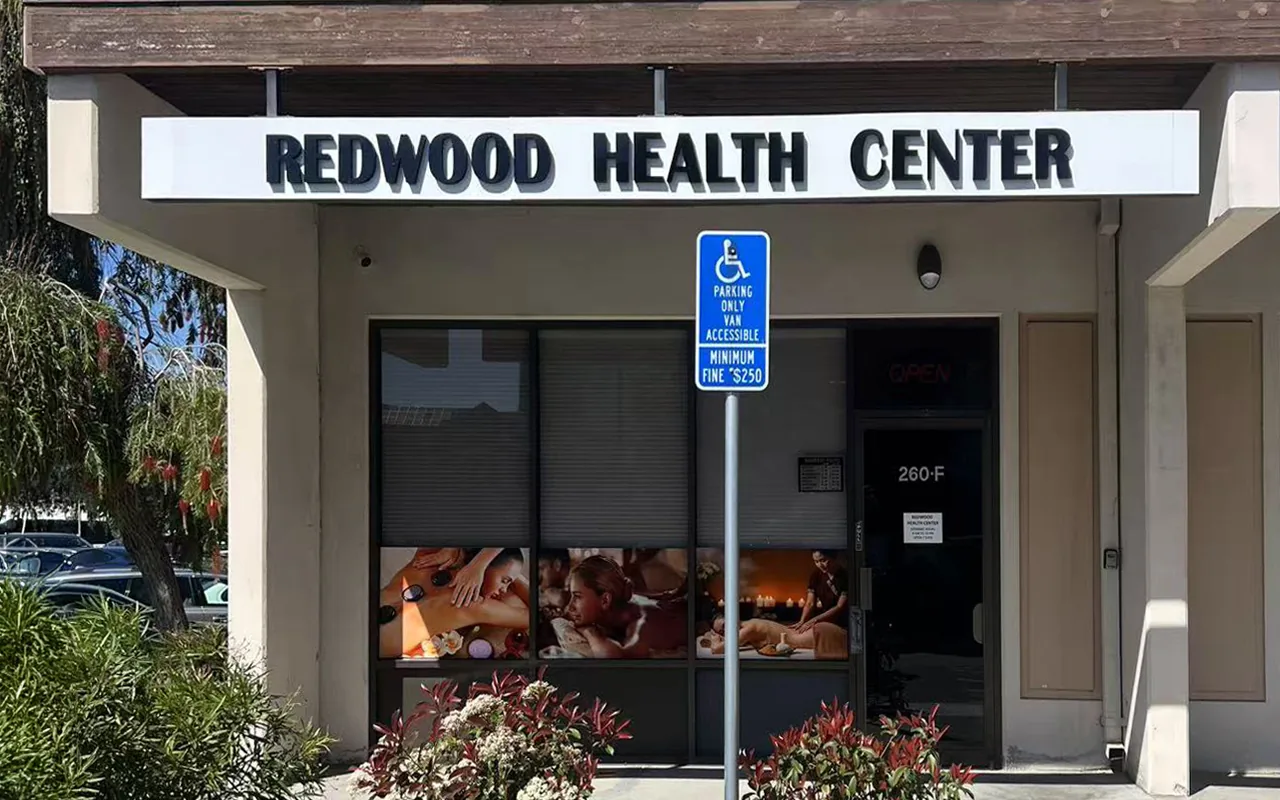 Front entrance of Redwood Health Center at 260 Main St, Redwood City
